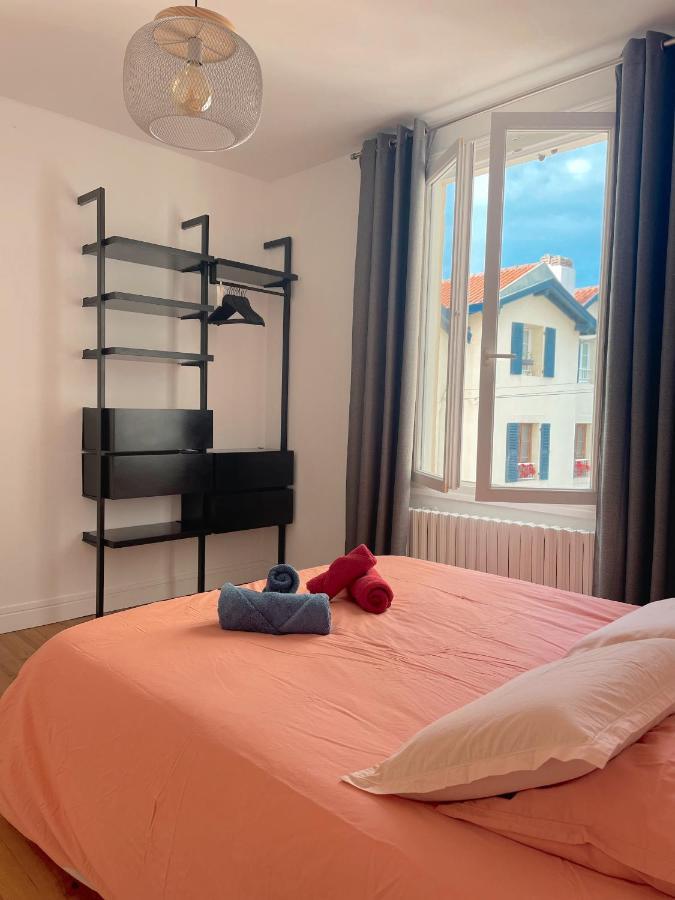 Appartement Charmant Centre Biarritz Exteriör bild
